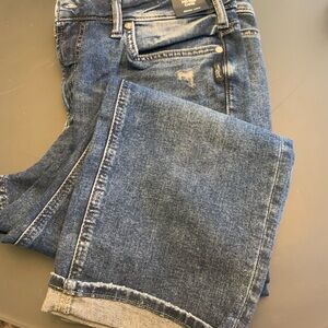 Silver Jeans Blue Ankle Cropped Distressed